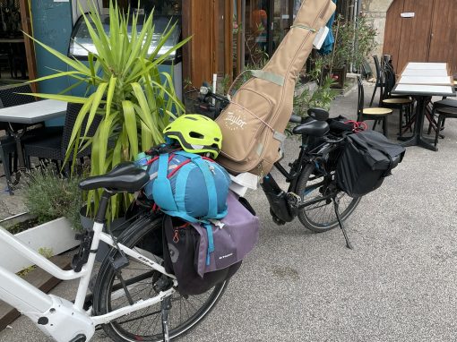 ukulélé transportable en vélo